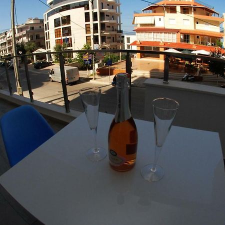 Oceanic Luxury Apartments Саранде Екстериор снимка