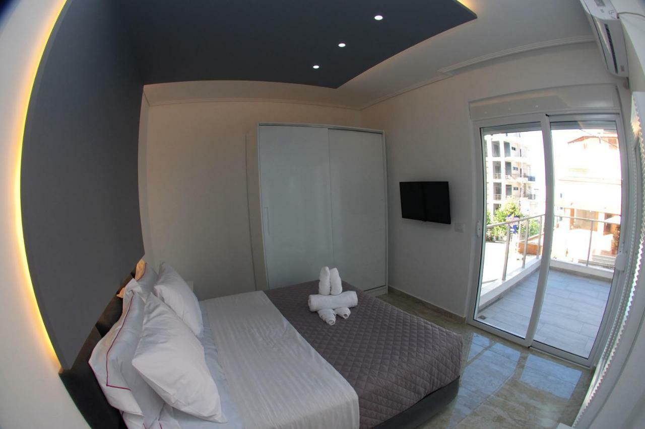 Oceanic Luxury Apartments Саранде Екстериор снимка
