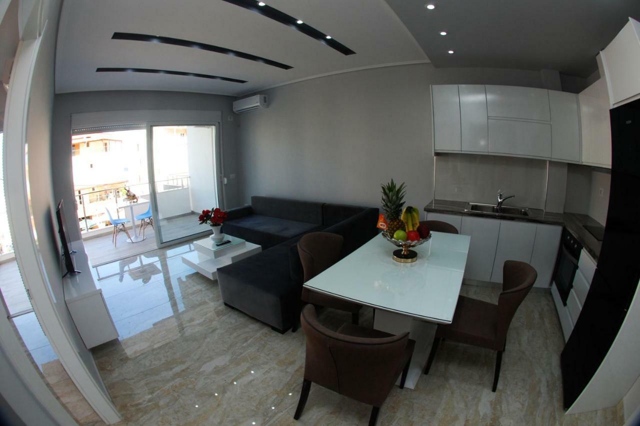 Oceanic Luxury Apartments Саранде Екстериор снимка